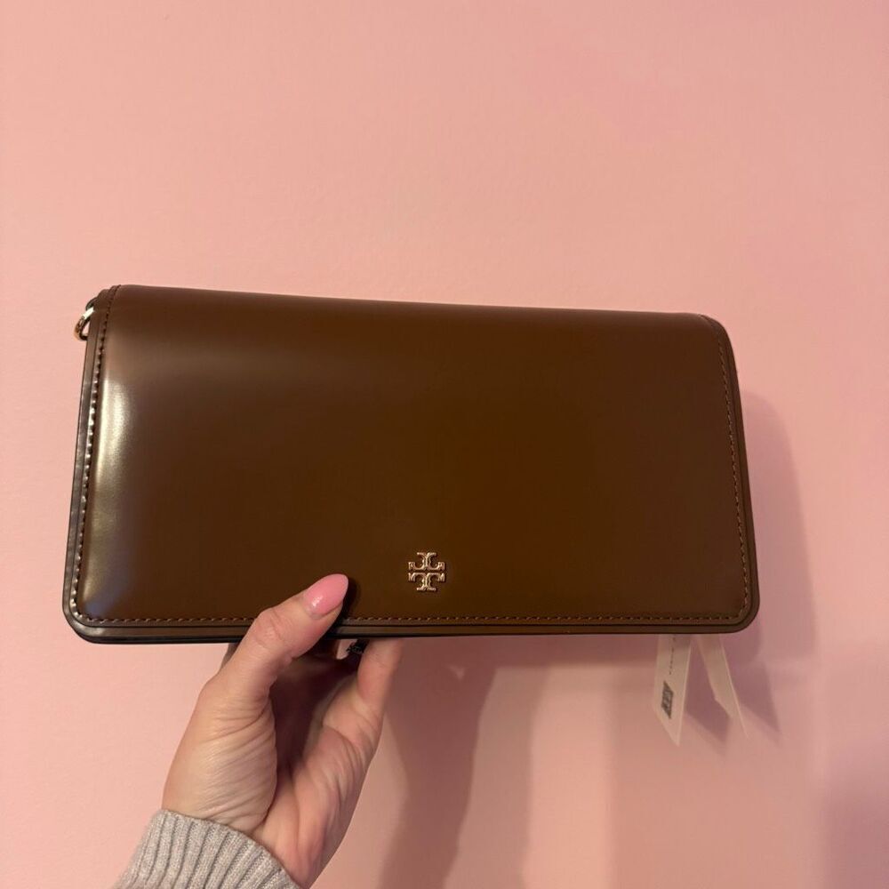 Tory Burch Tory Burch Emerson Convertible Crossbody patent brown $525